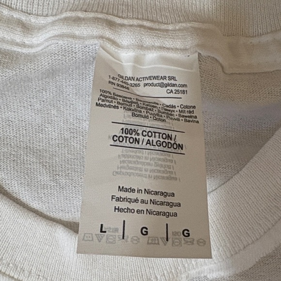 NWOT White Tee with Red and Black Sequin Appliqué Design - Picture 7 of 9